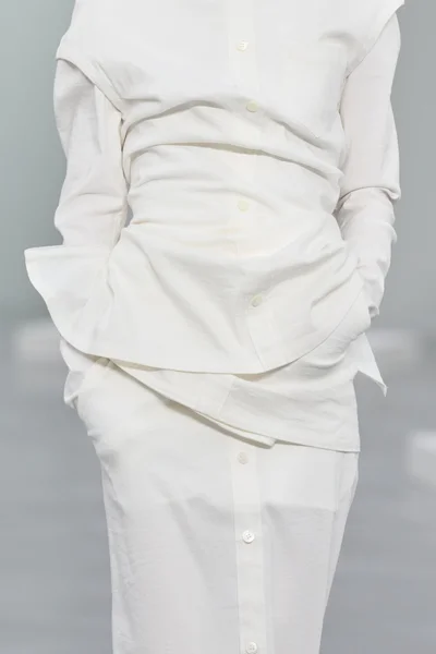 Look 40